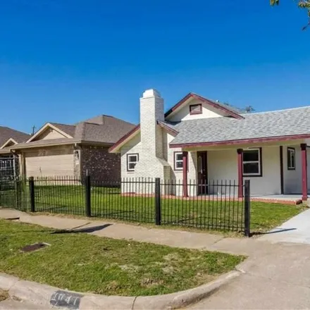 Image 3 - 1041 East Powell Avenue, Fort Worth, TX 76104, USA - House for sale