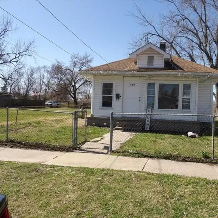 Buy this 2 bed house on Goulding Street in East Alton, Madison County