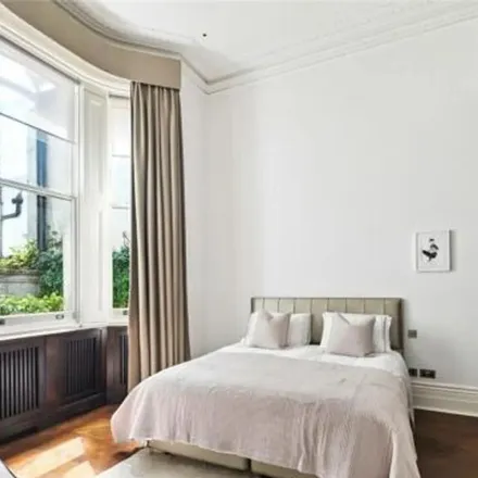 Rent this 1 bed apartment on 16 Ennismore Gardens in London, SW7 1NF