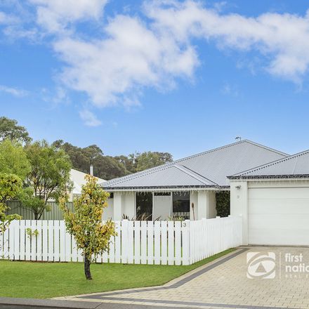 Rent this 4 bed house on 3 Dryandra Drive