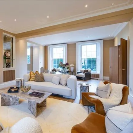 Rent this 5 bed house on 28 Blomfield Road in London, W9 1AE