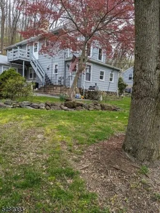 Rent this 3 bed house on Lee Road in Boonton Township, NJ 07005