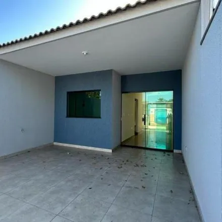 Buy this 2 bed house on Rua Ana Néri in Jardim Cometa, Sarandi - PR