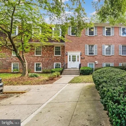 Rent this 2 bed apartment on 756 Quince Orchard Blvd Apt 202 in Gaithersburg, Maryland