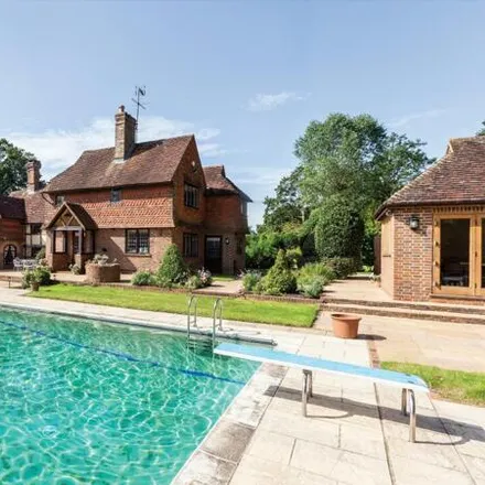 Buy this 6 bed house on High Street Green in Chiddingfold, GU8 4XY