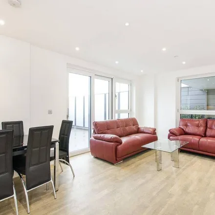 Rent this 2 bed apartment on Wedgewood Apartments in Wandsworth Road, London