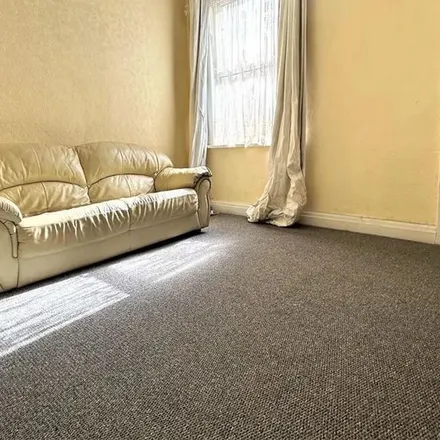 Rent this 3 bed apartment on North Middlesex University Hospital in Somerset Road, Upper Edmonton