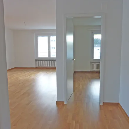 Image 9 - Lochäckerstrasse, 8302 Kloten, Switzerland - Apartment for rent