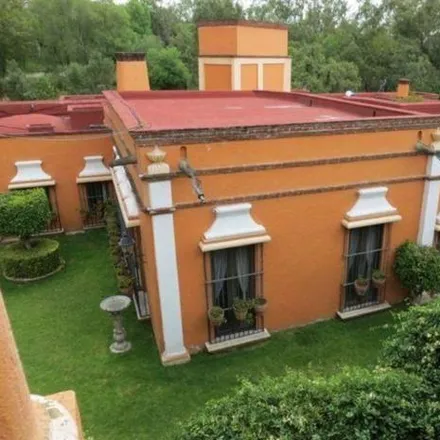 Buy this 5 bed house on Calle Paseo de los Gigantes in Club de Golf la Hacienda, 52945 Ciudad López Mateos