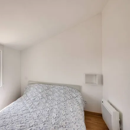 Rent this 3 bed house on La Tranche-sur-Mer in Rue de la Poste, 85360 La Tranche-sur-Mer