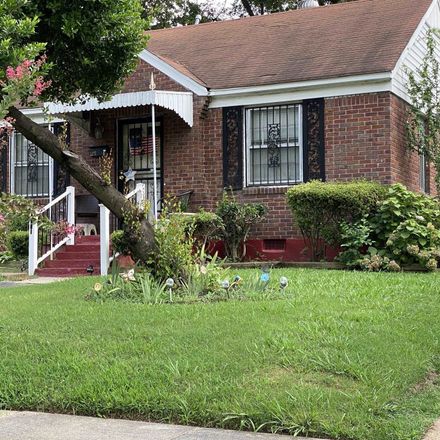 Rent this 3 bed house on 3265 Lamphier Avenue in Memphis, TN 38112