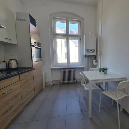 Rent this 3 bed apartment on PapalaCup in Gotenstraße 55, 10829 Berlin