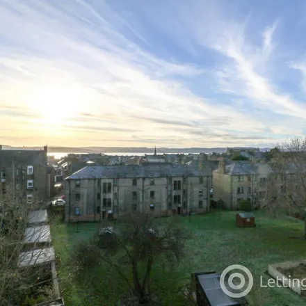 Image 2 - 18 Abbotsford Place, Dundee, DD2 1DJ, United Kingdom - Apartment for rent