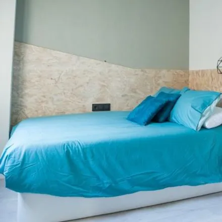 Rent this 1 bed apartment on Paseo de Santa María de la Cabeza in 73, 28045 Madrid