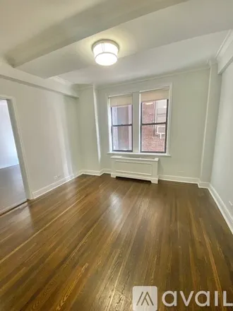 Image 7 - W 70th St, Unit 410 - Apartment for rent