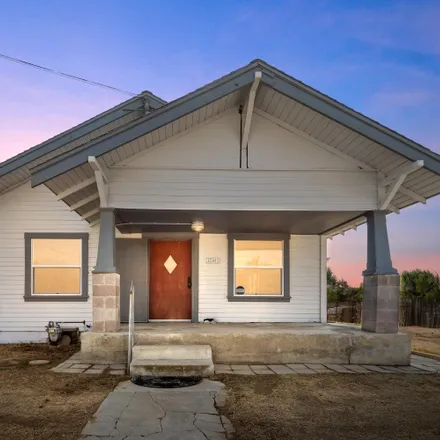 Buy this 3 bed house on 8999 CA 43 in Kern County, CA 93314