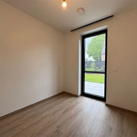 Rent this 2 bed apartment on Kleine Houtakker 1A in 9090 Melle, Belgium