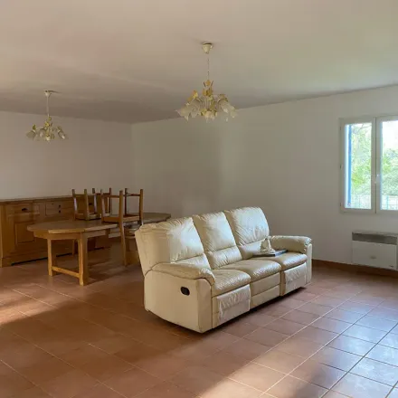 Rent this 4 bed apartment on 1 Place René Cassin in 83300 Draguignan, France