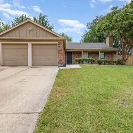 Buy this 3 bed house on 2335 Abbington Ln in Grand Prairie, Texas