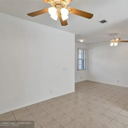 Image 8 - 4799 Northwest 117th Avenue, Coral Springs, FL 33076, USA - Townhouse for sale