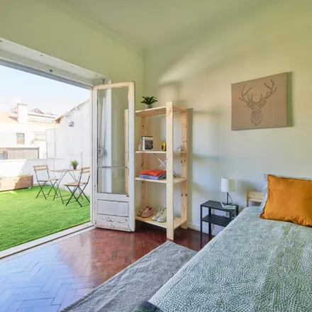 Rent this 5 bed room on Avenida Almirante Reis 93 in 1150-021 Lisbon, Portugal