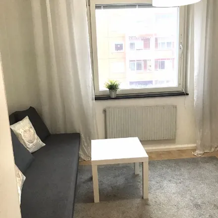 Image 2 - Narviksgatan, 164 32 Stockholm, Sweden - Apartment for rent
