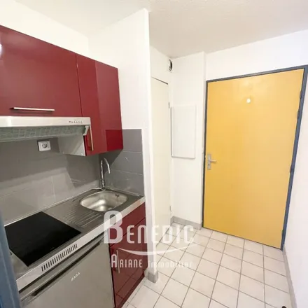 Image 2 - 18 Avenue Foch, 54100 Nancy, France - Apartment for rent
