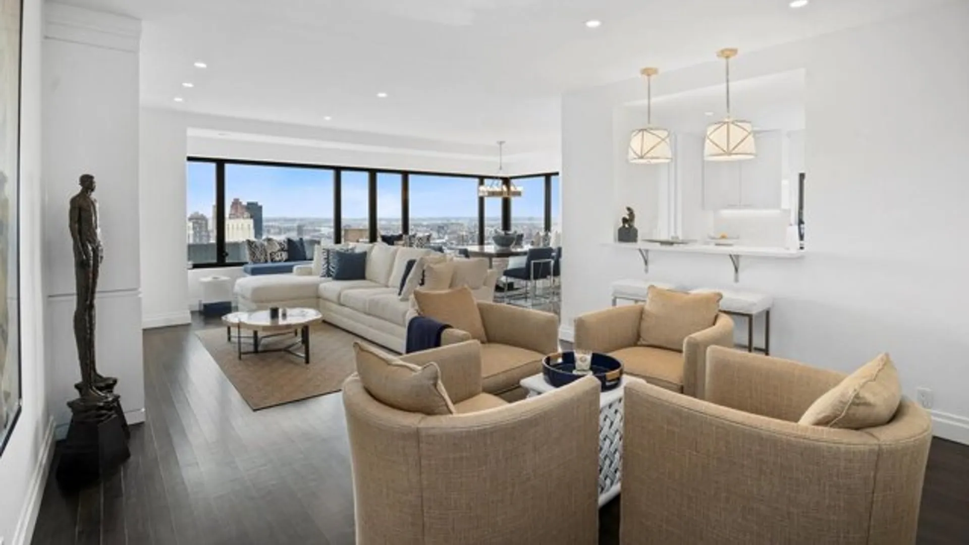 The Sovereign, East 58th Street, New York, NY 10022, USA | 1 bed apartment for rent