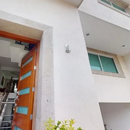 Buy this 3 bed house on Calle Londres in 54020 Tlalnepantla, MEX