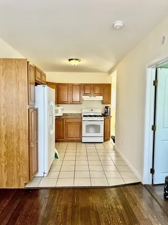 Image 5 - 22 Bardsley St Unit 1, Fall River, Massachusetts, 02723 - Apartment for rent