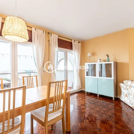 Rent this 2 bed apartment on Avenida Marginal 6912 in 2765-353 Cascais, Portugal