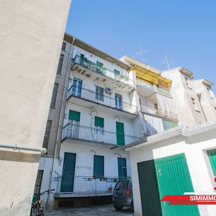 Image 3 - Via Giovanni Gnifetti, 28100 Novara NO, Italy - Apartment for rent