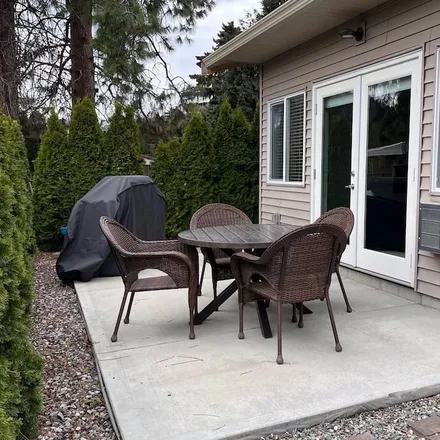 Image 5 - West Kelowna, BC V1Z 1H8, Canada - House for rent