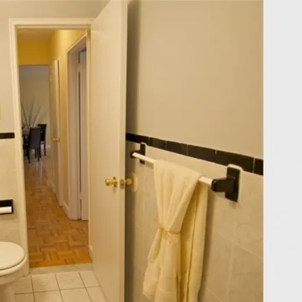 Image 7 - 451 Fulton Avenue, Village of Hempstead, NY 11550, USA - Apartment for rent