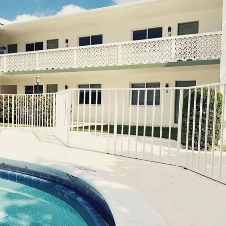 Image 9 - Palm Beach Shores, FL - Apartment for rent