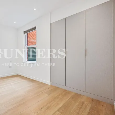 Image 5 - 241 Archway Road, London, N6 5BS, United Kingdom - Apartment for rent