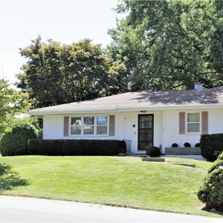 Buy this 3 bed house on 16 North Carriage Drive in St. Joseph, MO 64506