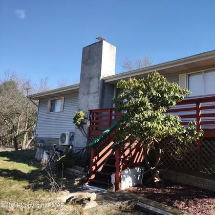 Rent this 3 bed house on 2292 Long Pond Road in Tunkhannock Township, PA 18334