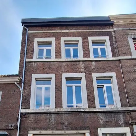 Rent this 1 bed apartment on Rue Vivegnis 152 in 4000 Liège, Belgium
