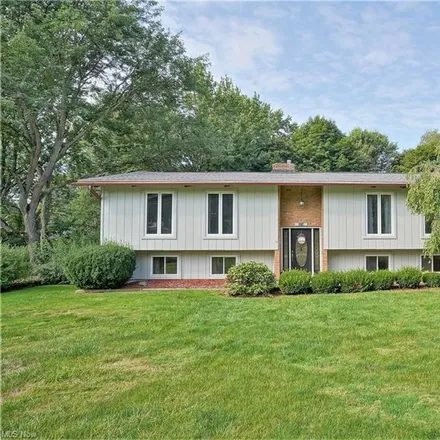 Buy this 4 bed house on 3218 Bancroft Road in Fairlawn, OH 44333