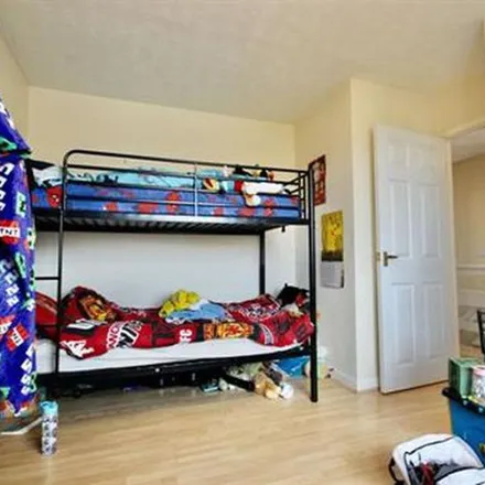 Rent this 3 bed duplex on Pen Deri Close in Croespen-maen, NP12 0JE