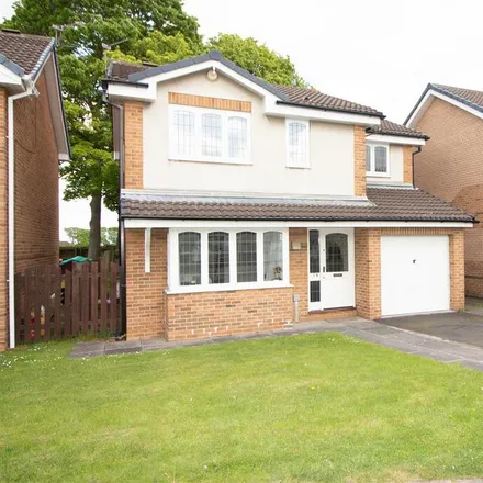 Rent this 4 bed house on Yeavering Close in Newcastle upon Tyne, NE3 4YU