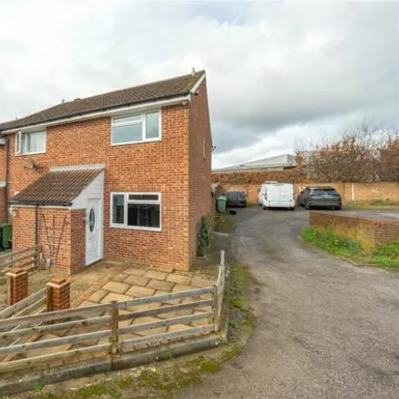 Buy this 2 bed house on Portsdown Close in East Farleigh, ME16 8UH