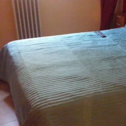 Rent this 2 bed room on La Plaza de DIA in Calle Eugenio Lucas, 1