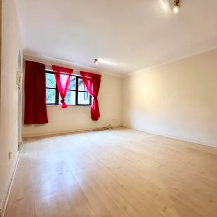 Rent this 2 bed apartment on Osbourne Road in Dartford, DA2 6RS