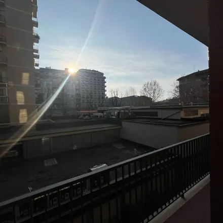 Image 5 - Corso Filippo Turati 25 int. 4, 10128 Turin TO, Italy - Apartment for rent