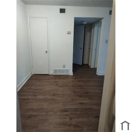 Image 2 - 699 Washington Avenue, Montgomery, AL 36104, USA - Apartment for rent