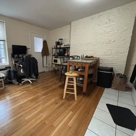 Image 2 - 74 Tyler St Unit D, Boston, Massachusetts, 02111 - Apartment for rent