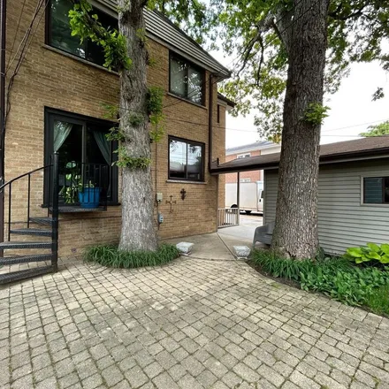 Rent this 3 bed apartment on 1157 North Northwest Highway in Park Ridge, IL 60068