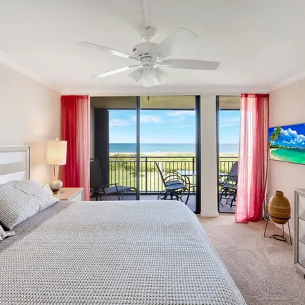 Image 4 - 1449 Ocean Drive, Riomar, Vero Beach, FL 32963, USA - Apartment for rent